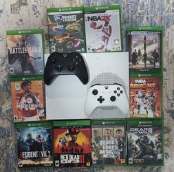Xbox One S Console Bundle with 10 Games With Nyko Charger