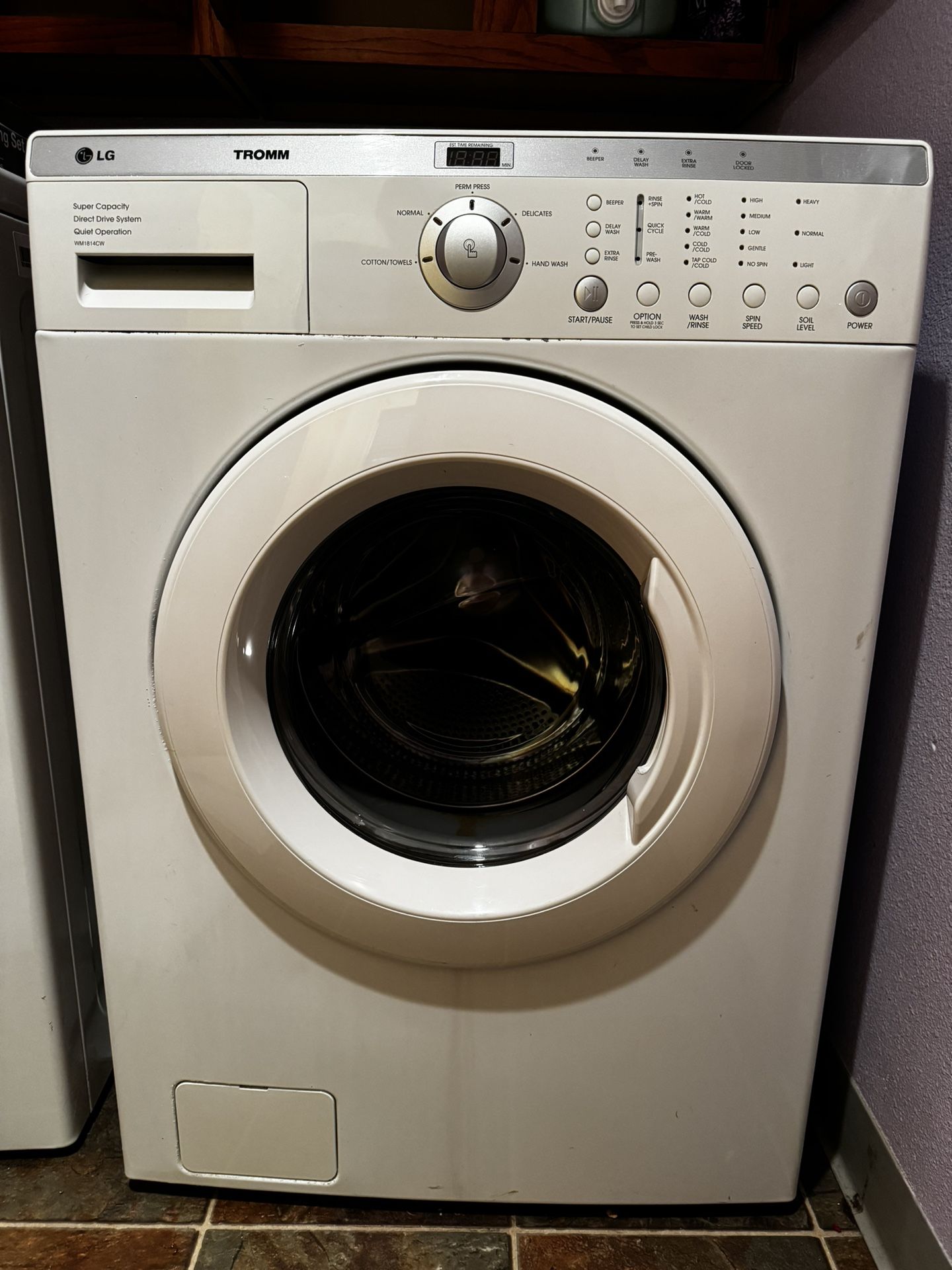 LG Front Load Washer WM1814CW