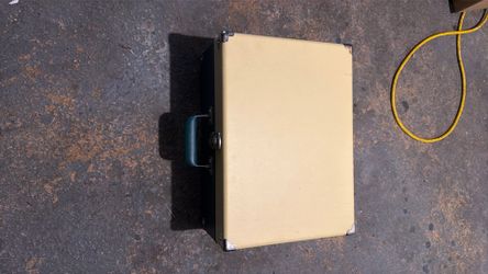Portable turn table