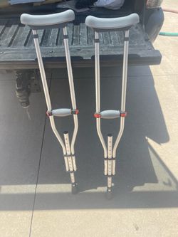 Kids crutches,  $1 Offer, please