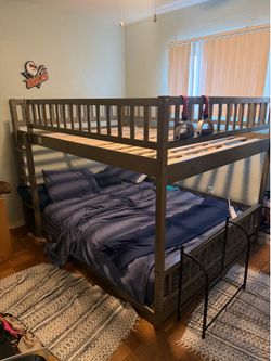 Queen bunk bed