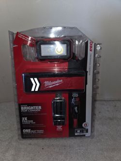 Milwaukee LED Hard Hat Headlamp New (Price is Firm)