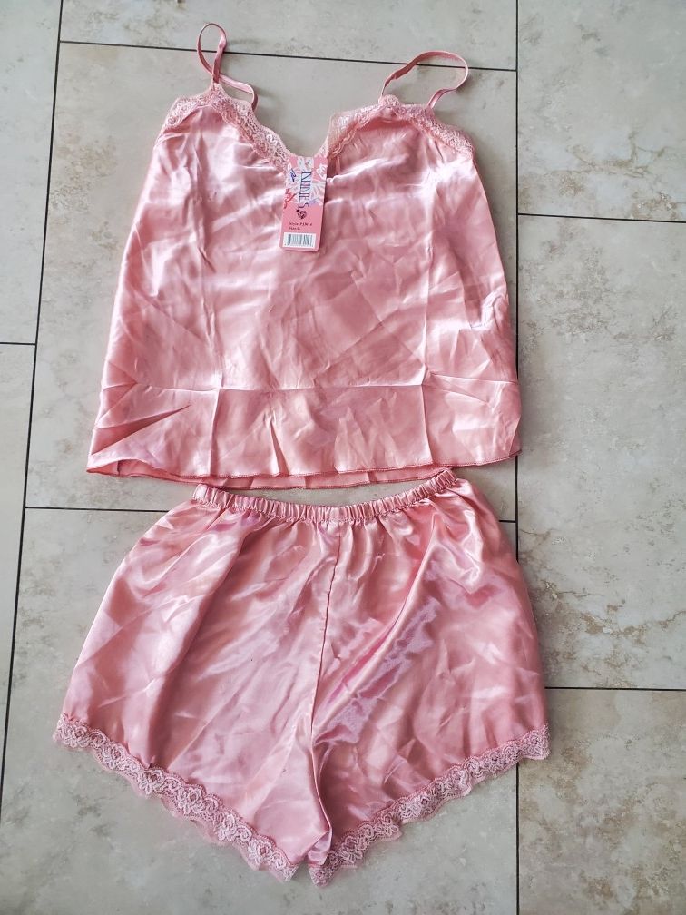 New Womens Nighty Size L 