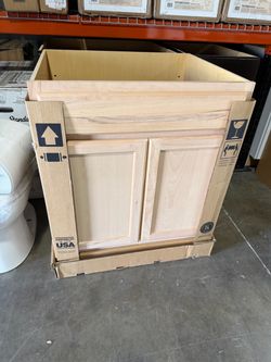 Base sink cabinet