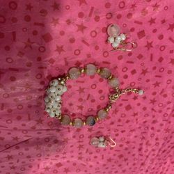 New Seat  Erring And Bracelet 