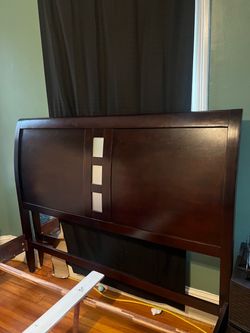 Free mattresses headboard footboard  free chairs  ,