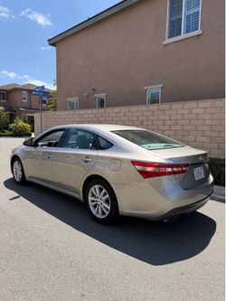 2013 Toyota Avalon XLE