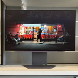 LG 27" 27GX790A-B QHD OLED OLED Gaming Monitor