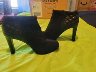 Size 7.5. 3" Black Heeled Ankle Boots with Quilted Detail