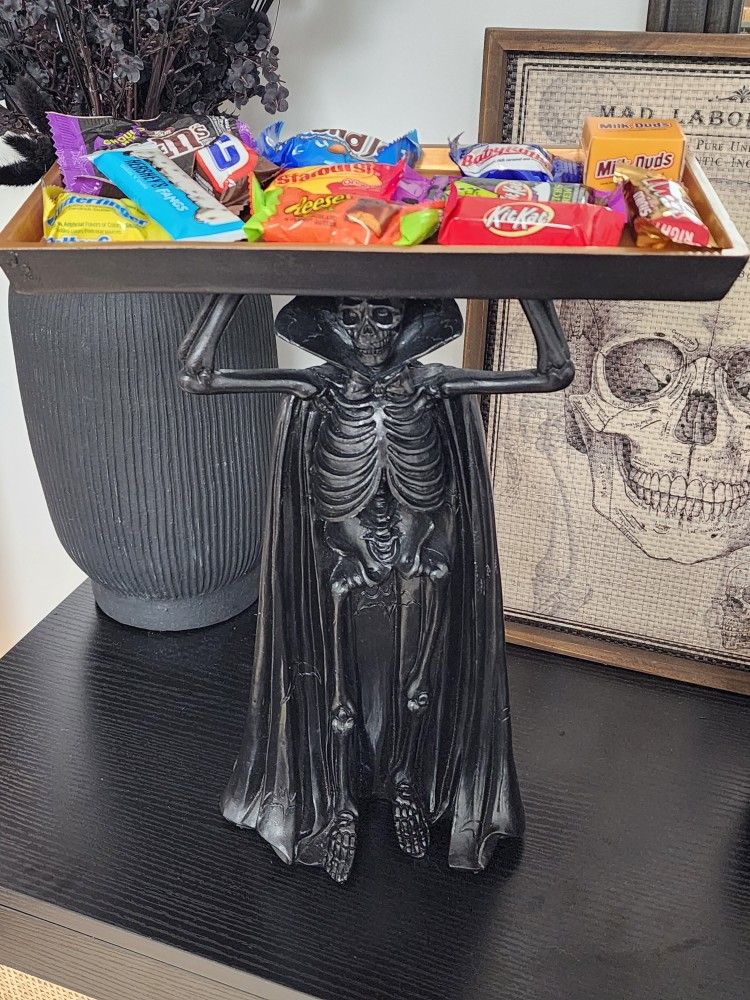 Skeleton Tray Halloween Decor