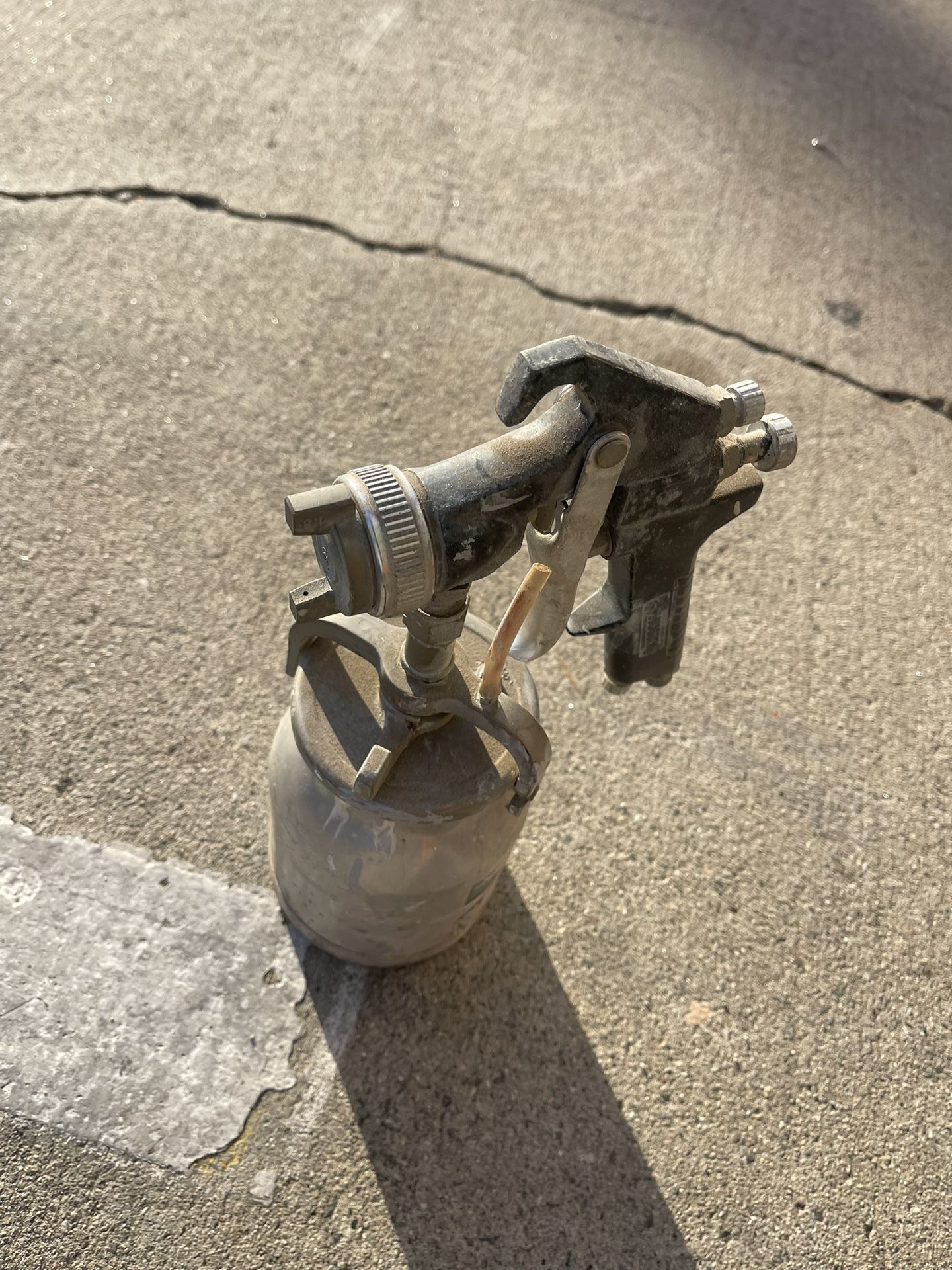 Husky Siphon Feed Paint Gun for Sale in Los Angeles, CA OfferUp