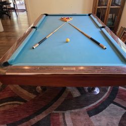 Brunswick Gold Crown III – Model AK – Complete Billiards Package