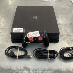 Sony CUH-7215B PlayStation 4 pro w/ controller and cords
