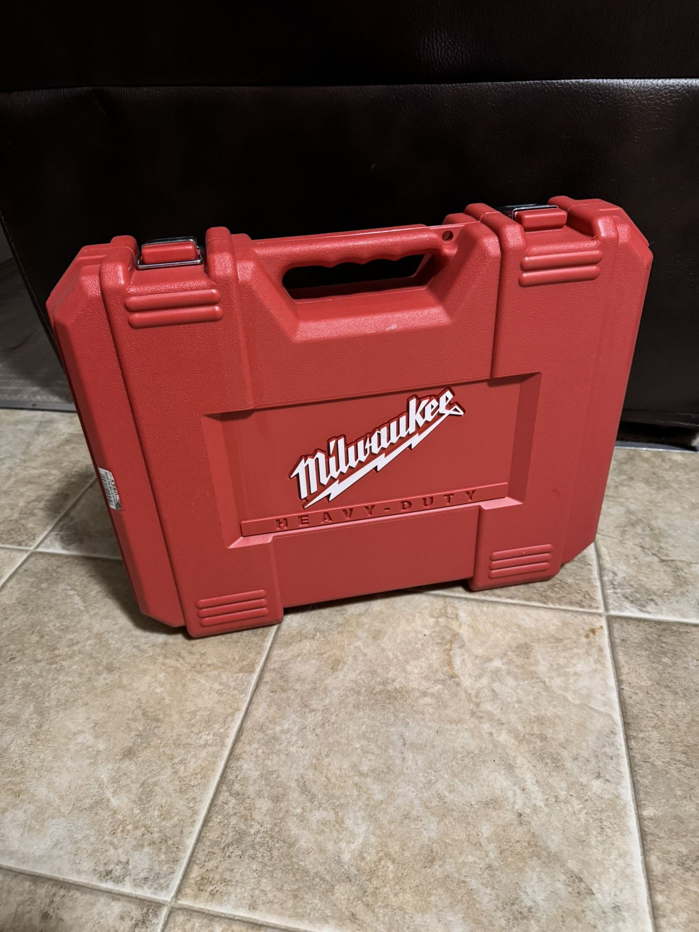 MILWAUKEE HEAVY DUTY TOOL CASE