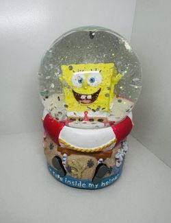2004 Enesco SpongeBob Snow Globe I’m Safe Inside My Helmet - Plays theme song 6”