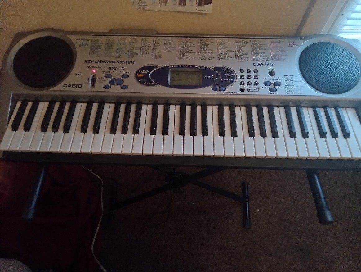 Casio Keyboard System With A Stand Works Good $35.00