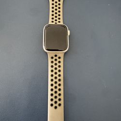 Apple Watch Series 7 45mm GPS + Cellular with Nike Band