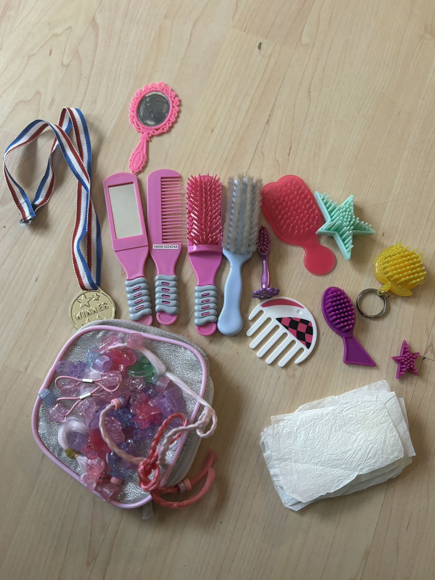Doll’s Hair Brushes And Accessories .Make Your doll Look As Pretty As Uuuu