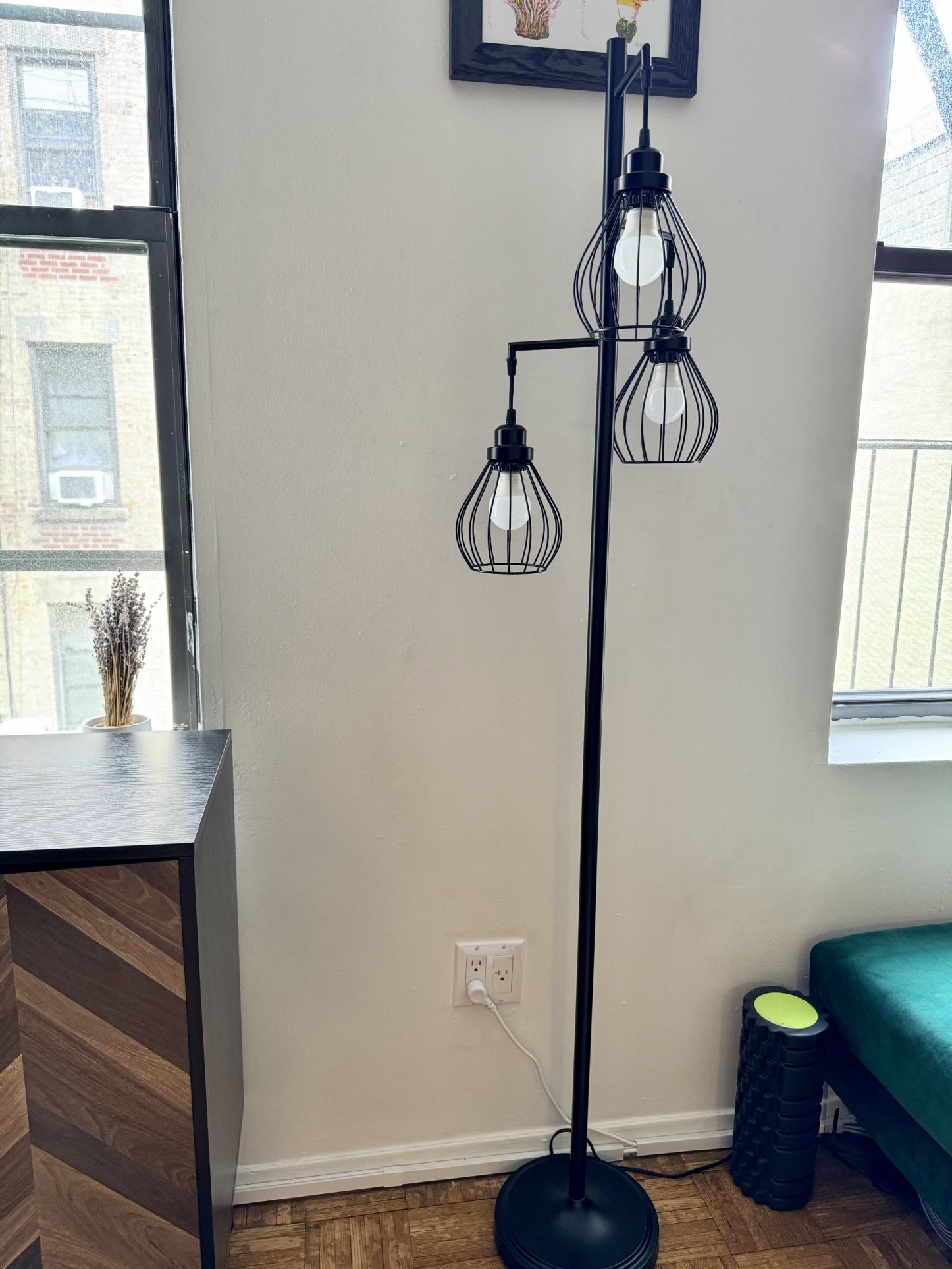 3 Bulb Teardrop Tall Standing Floor Lamp – Black