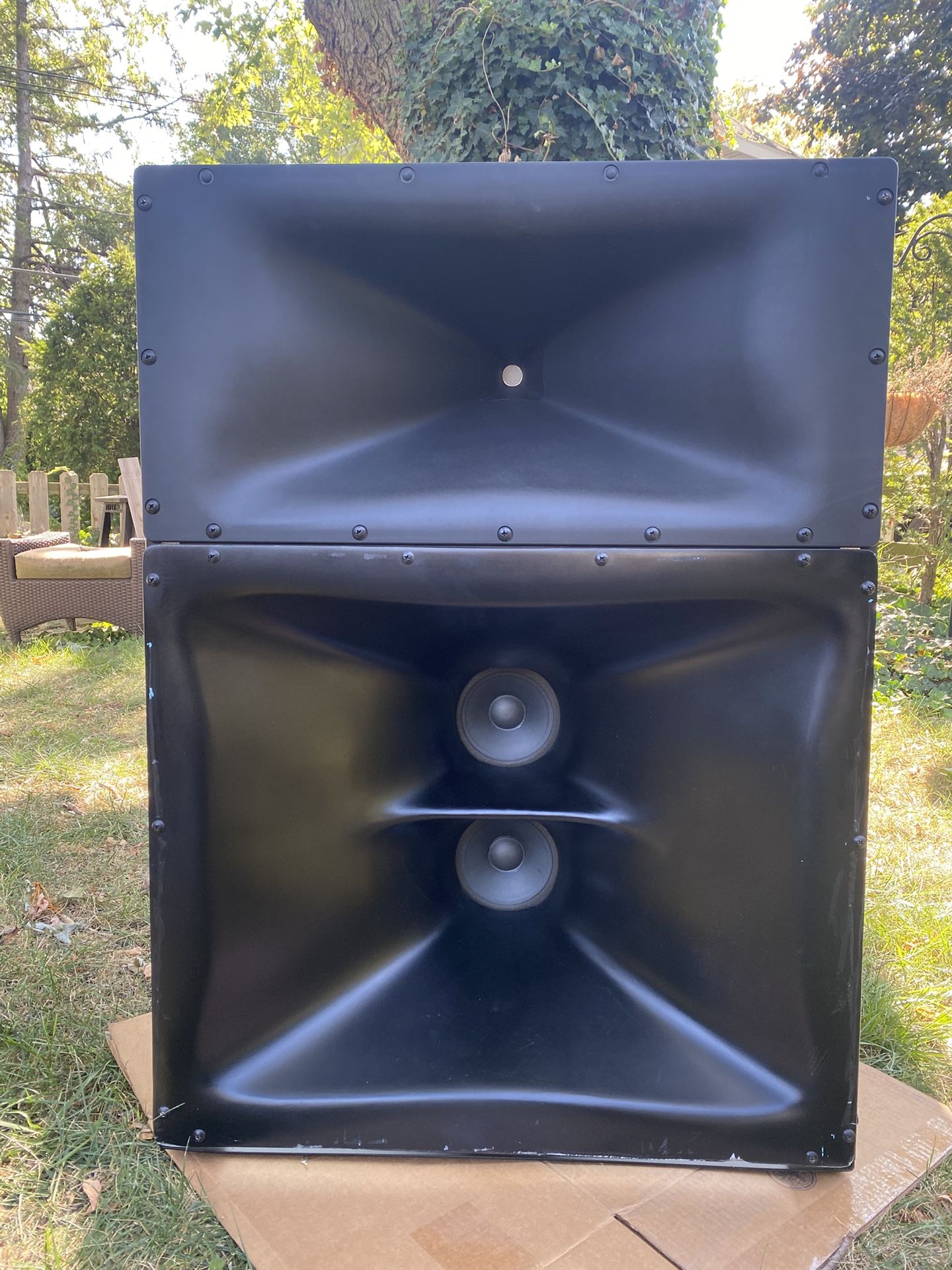 JBL Professional #3632 M/HF Screen Array