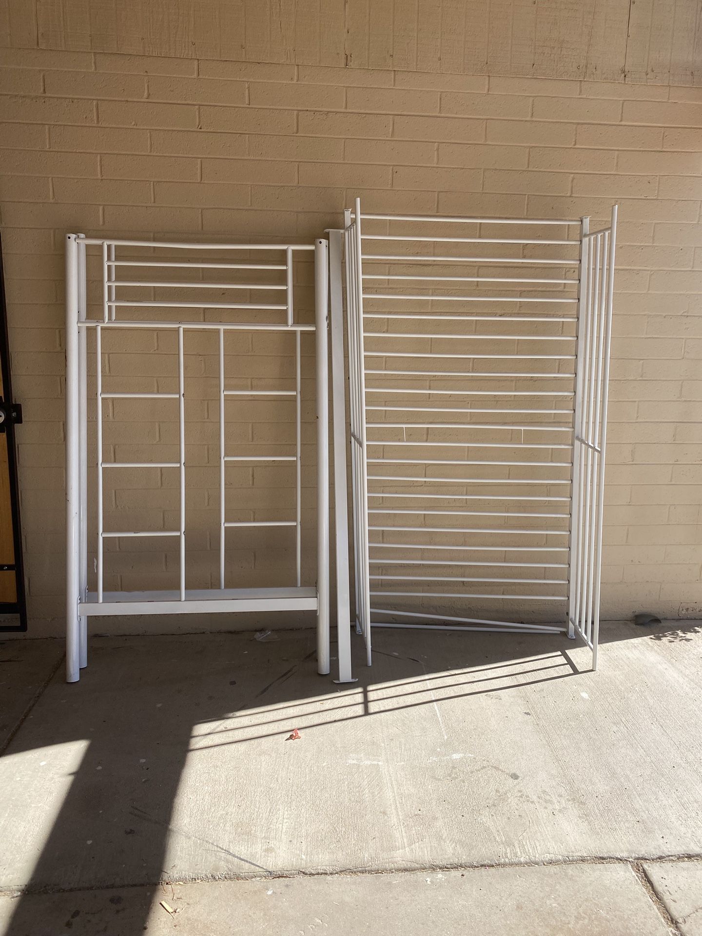 PENDING PICK UP!!!   FREE!! Twin Size Metal High Loft Bed