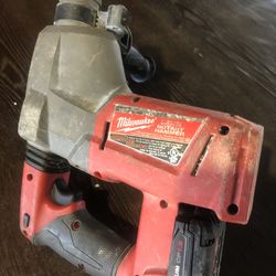 Hammer Drill Milwaukee w/ battery