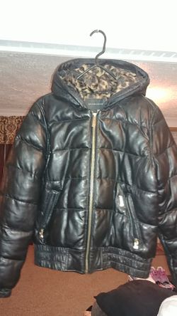 Sean John women's sz large Genuine leather bomber $175.00 OBO