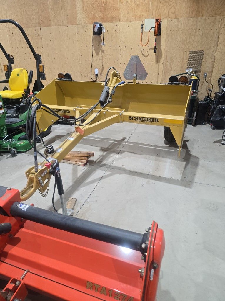 8 Ft Schmeiser Pull Behind Scraper