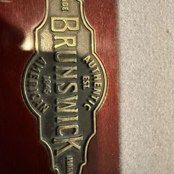 Pool Table Bruinswick 8ft ( Free Delivery & Set Up & New Color Felt Of Your Choice )