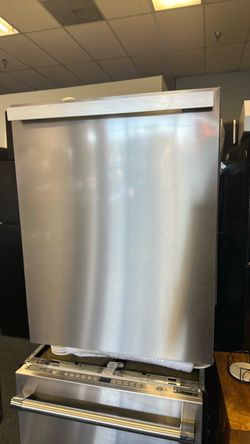 Stainless steel MIELE dishwasher
