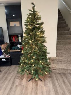 7’ Green Pre Lit Christmas Tree