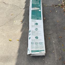 4’ Fluorescent Light Fixture