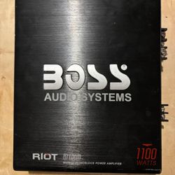 Boss Monoblocker Amplifier R1100M