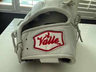 Valle Outfielders Softball
