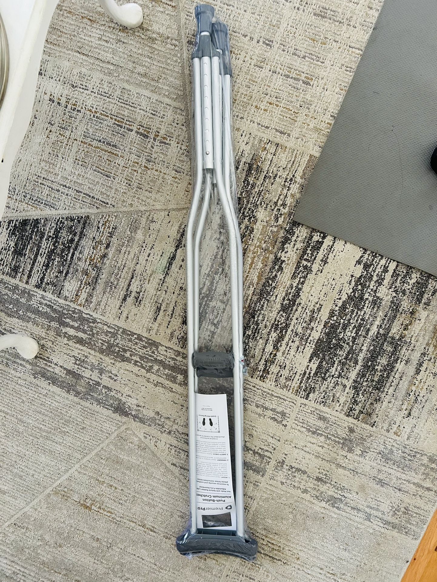 Crutches 