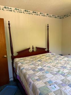 Queen bedroom set