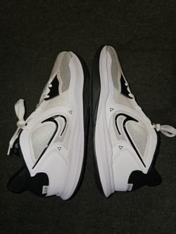 Kyrie Low 5
