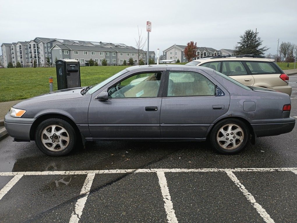 1999 Toyota Camry
