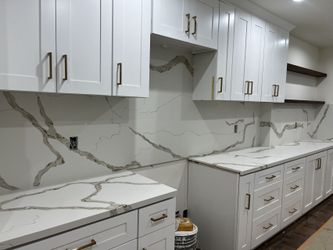 Wholesale Kitchen / Bathroom Counter top, Quartz Prefab, Golden Counter slab, White and Gold Color quartz ( 26 36 42 52 by 110 inches) taj mahalish 