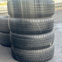 SET OF TIRE 195 65 15 MICHELIN 85% LIFE