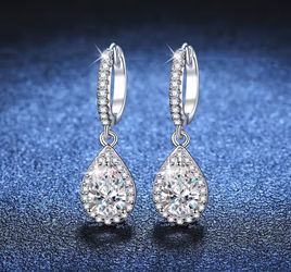 100% Real 1 Carat Pear Cut Moissanite Diamond Drop Earrings