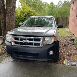 2008 Ford Escape  XLT