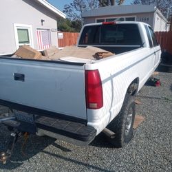 Chevy Silverado 2500 (Selling As Is)