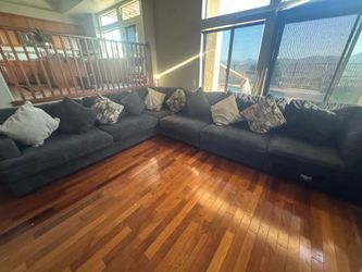 Sectional couches