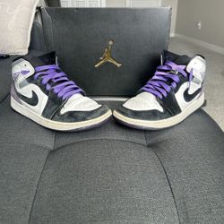 Jordan 1 Mid SE Purple