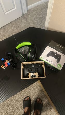 Xbox controller and gaming headset