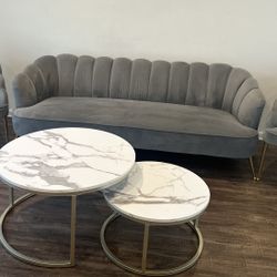 Couch And Coffee Table 