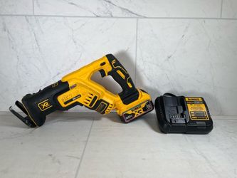 DeWalt 20V MAX XR Cordless Brushless Compact Reciprocating Saw Kit A1G010556