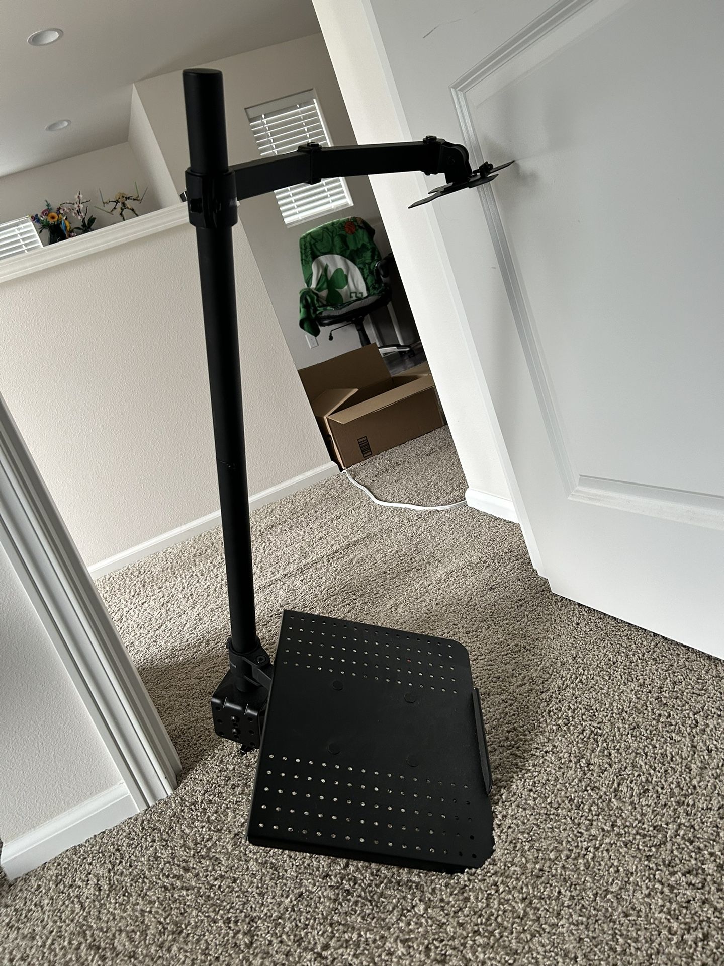 Laptop and monitor stand