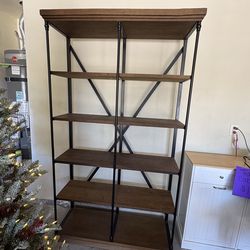 Farmhouse book shelf